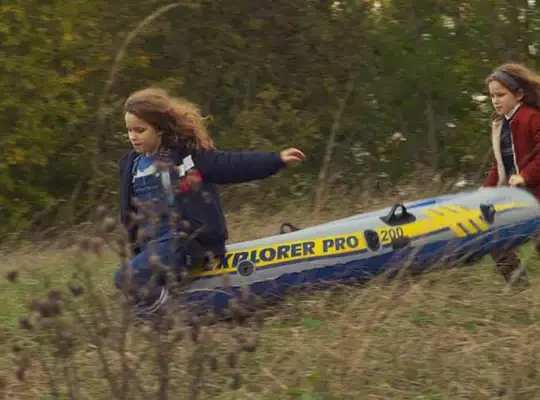 a sélection Paris Mômes de films à voir en famille en VOD avec des enfants : Petite maman, à regarder à partir de 7 ans.