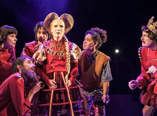 Spectacle à découvrir en famille à Paris : Casse Noisette ou le royaume de la nuit pour les enfants à partir de 7 ans