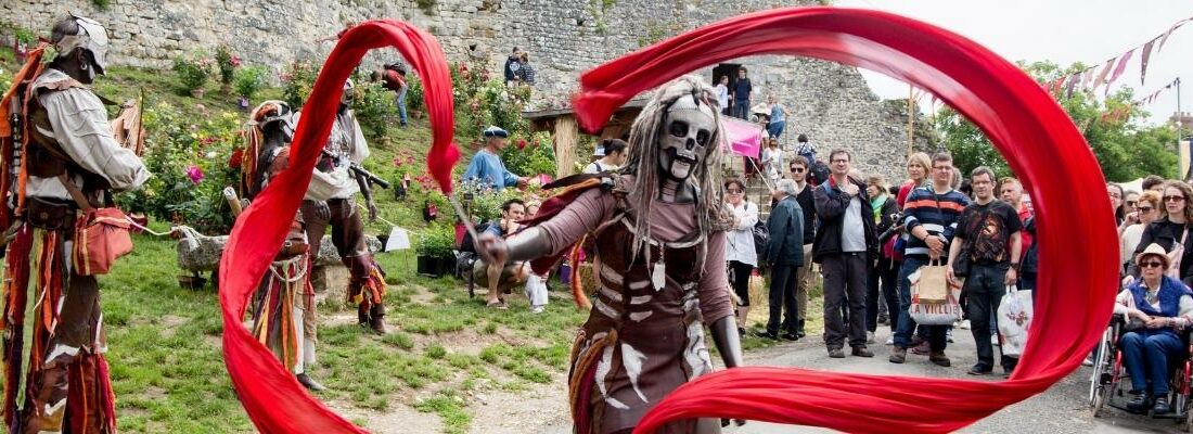 Fête médiévale famille à Provins