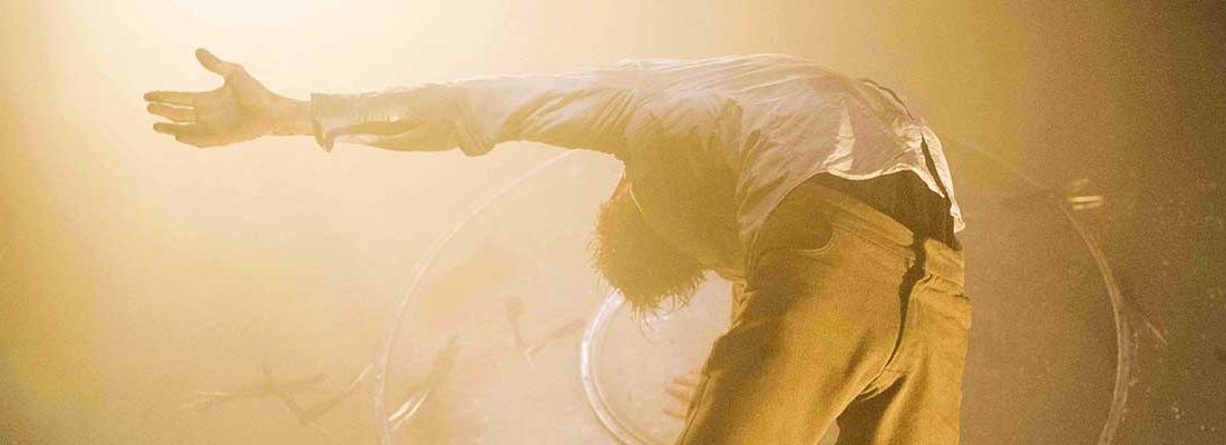 Spectacle à découvrir en famille en janvier : L'Absolu pour les enfants à partir de 10 ans