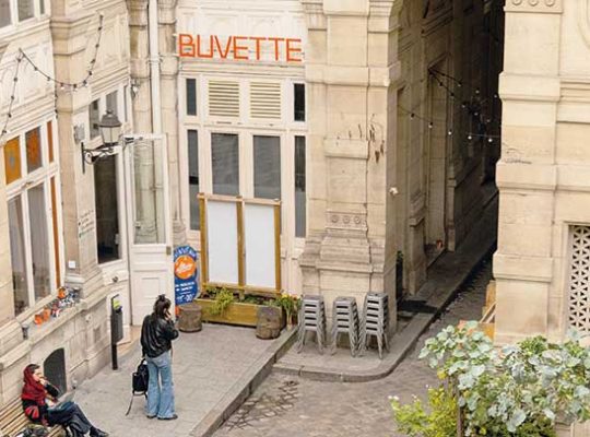 lieu à découvrir à paris : l'académie du climat dans le 4e arrondissement